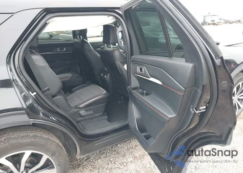 2025 Ford Explorer St-Line from USA, damaged, VIN 1FMUK8KH3SGB60361